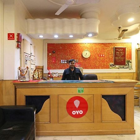 Oyo Flagship Kumar Palace Nuova Delhi Esterno foto